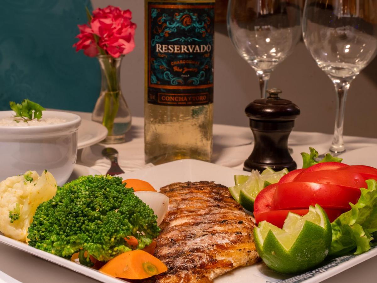Hotel Marina Porto Abrolhos カラベラス エクステリア 写真
